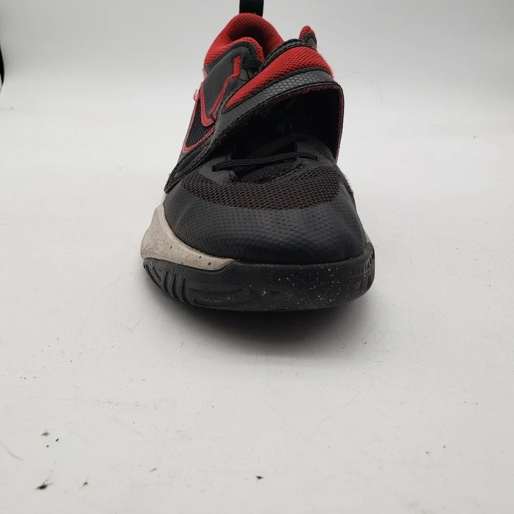 Nike Team Hustle D 11 Shoes Youth Size 6Y Black Red Basketball‎ Strap DV8996-003